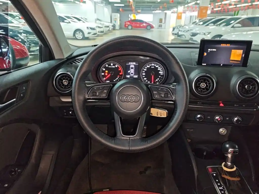 Фото 11 - Audi A3