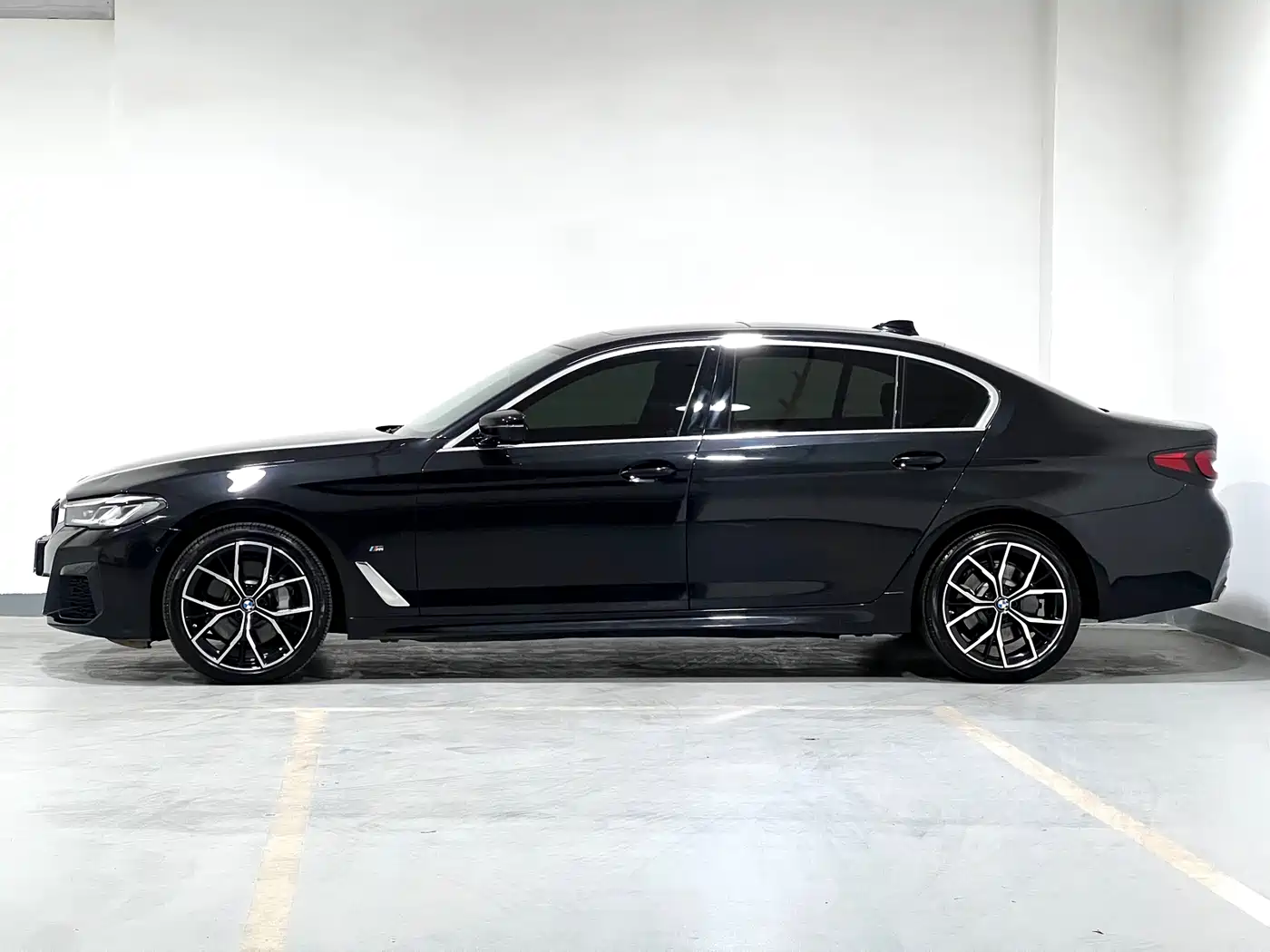 BMW 5 Series 2022 Facelift 530Li Premium M Sport Package фото 5