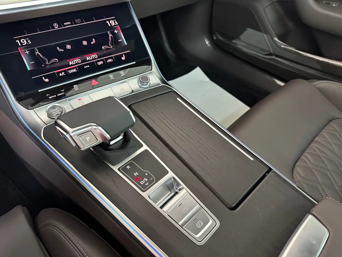 Audi A6L 2026 2026 Model Year 45 TFSI quattro Premium Dynamic