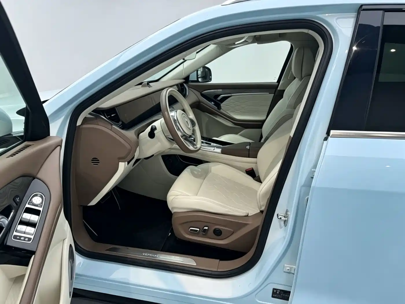 Voyah Auto VOYAH FREE 2021 2021 AWD Standard Range Extender Exclusive Luxury Package