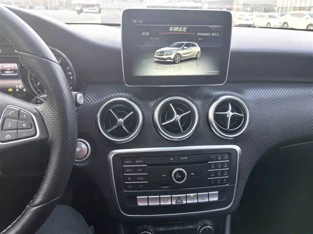 Mercedes-Benz A-Class (Import) 2015 A 200 Sport фото 20