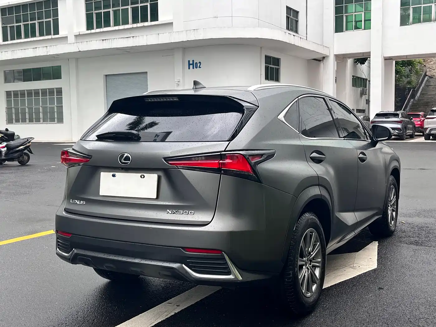 Фото 9 - Lexus NX