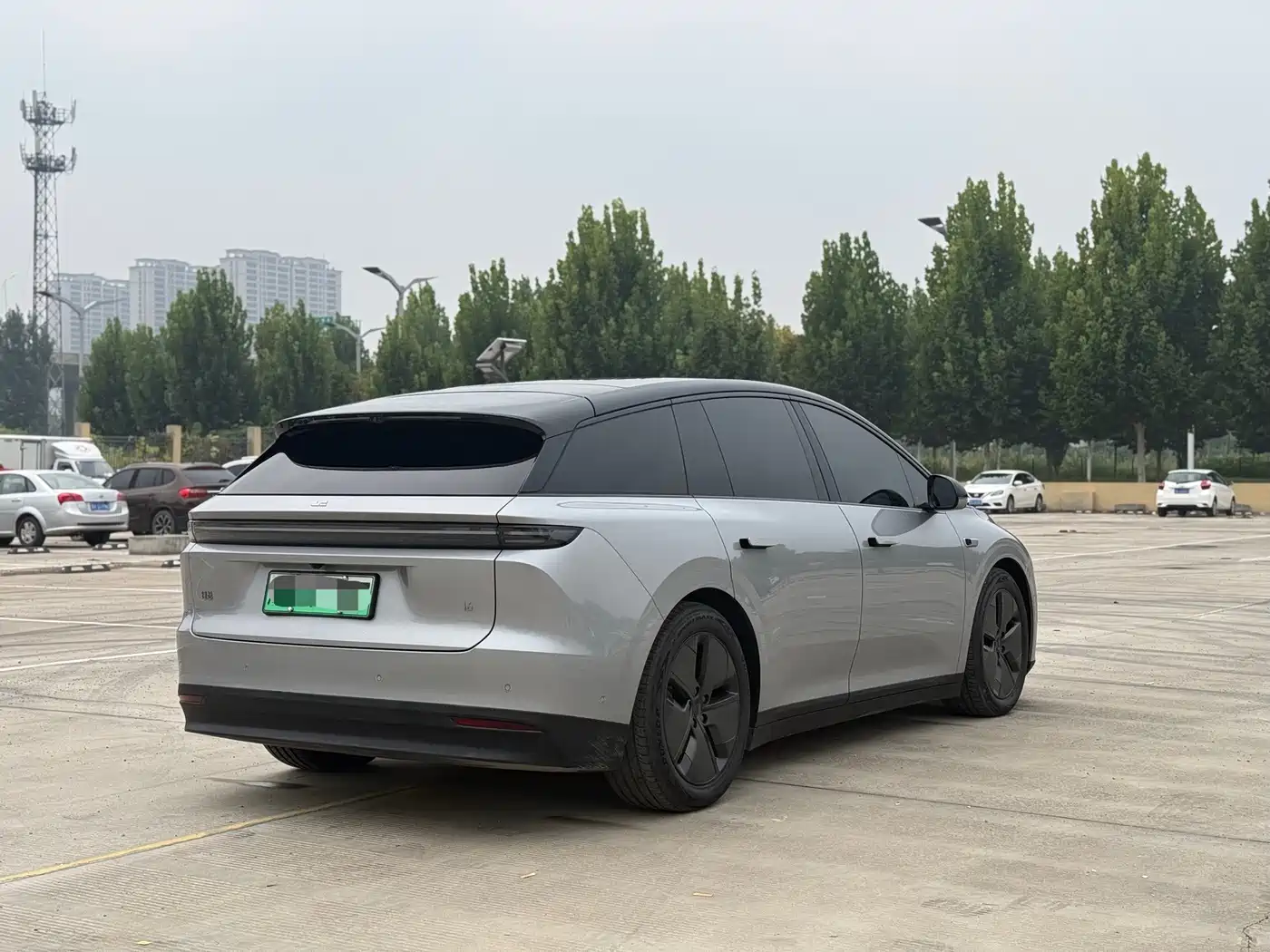 Photo 6 - Li Auto i6