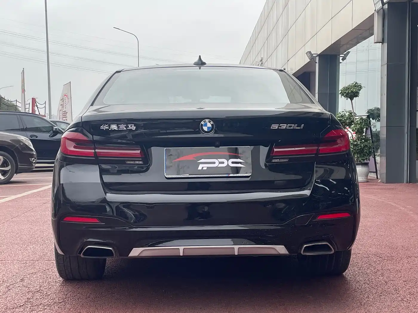 BMW 5 Series 2020 530Li Leading M Sport Package фото 12
