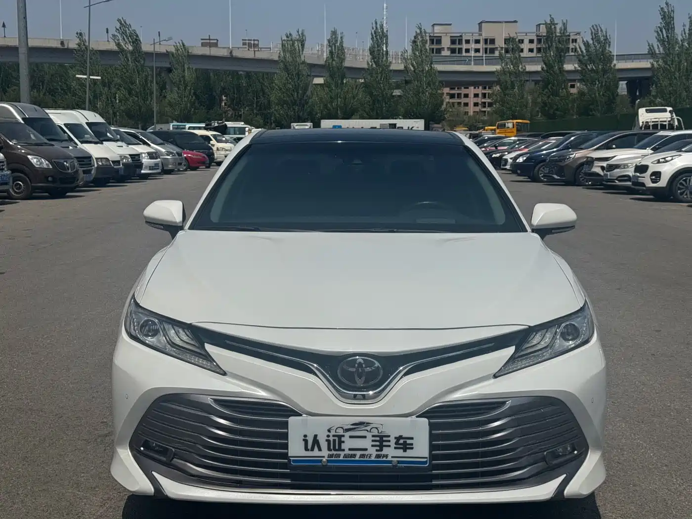 Toyota Camry 2021 2.5Q Flagship Edition фото 2