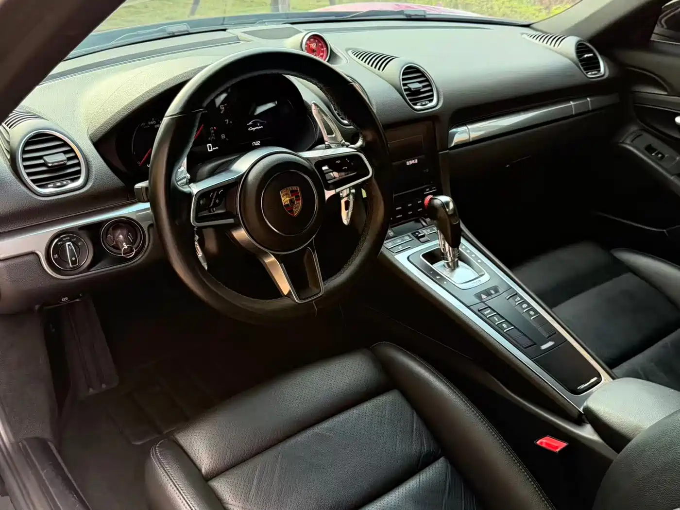 Porsche 718 2018 Cayman 2.0T фото 5