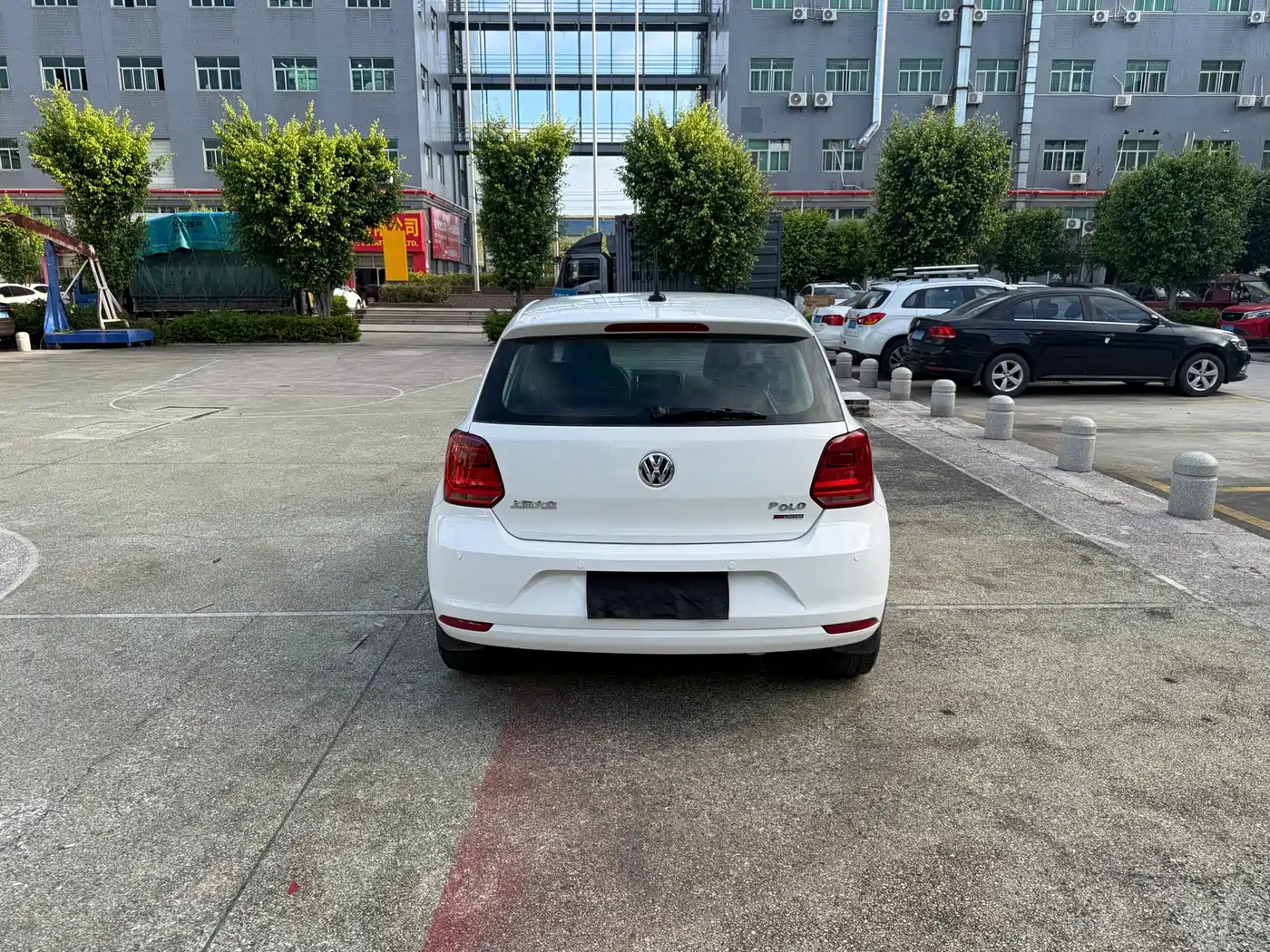 Фото 4 - Volkswagen Polo