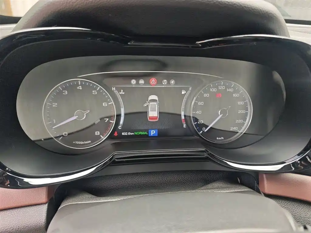 GAC Trumpchi Trumpchi GS8 2017 320T 2WD Luxury Smart Connect (7-seater) фото 4
