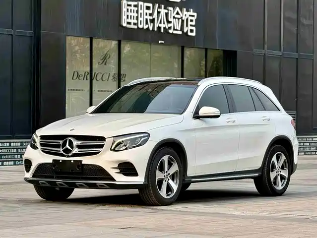 MERCEDES-BENZ GLC