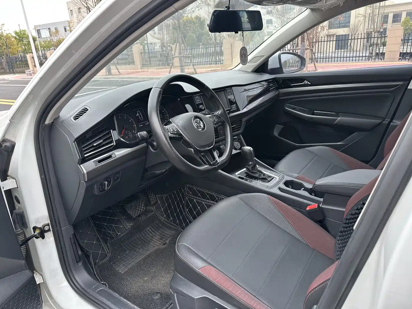 Volkswagen Bora 2020 1.5L Automatic Comfort фото 4
