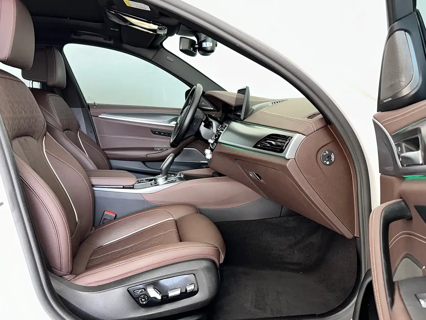 BMW 5 SERIES NEW ENERGY