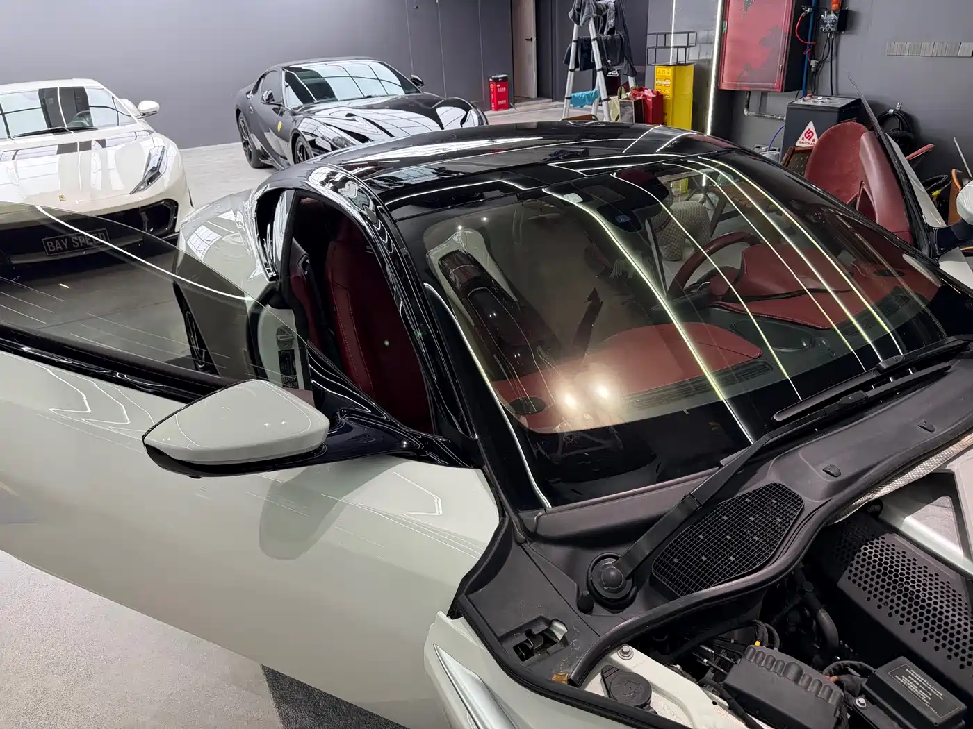 Aston Martin DB11 2018 2019 Model 4.0T V8 Coupe