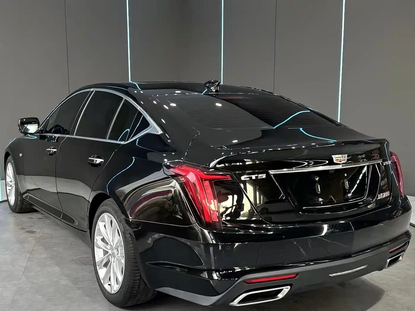 CADILLAC CT5