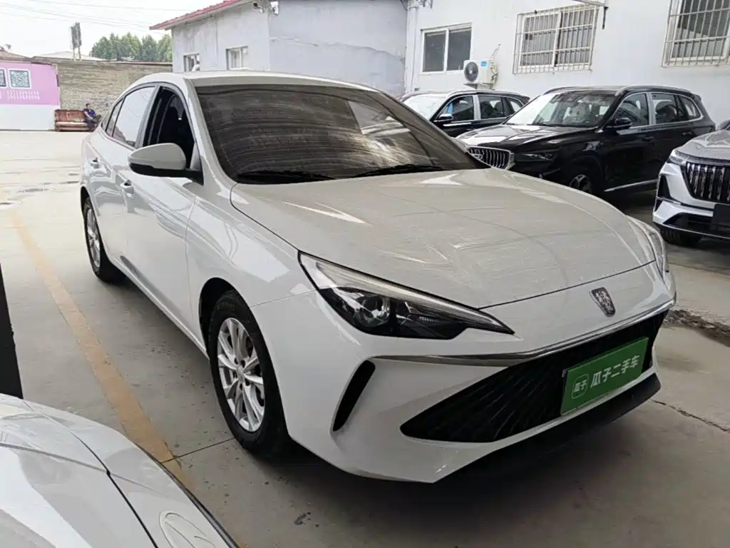Фото 4 - Roewe i5