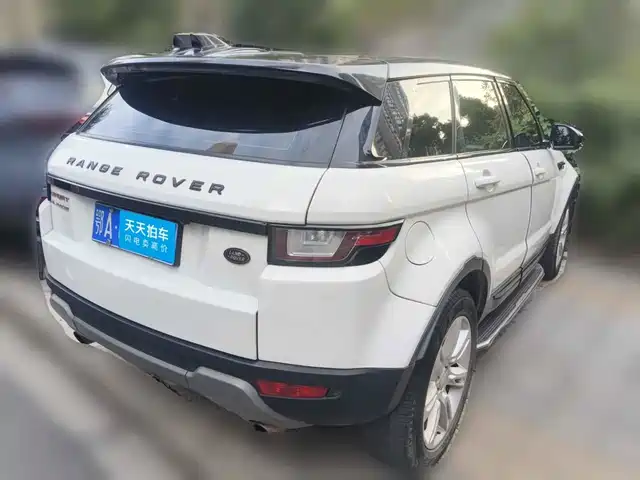 Land Rover Range Rover Evoque 2017 2.0T SE PLUS Smart Enjoy Edition — фото 2