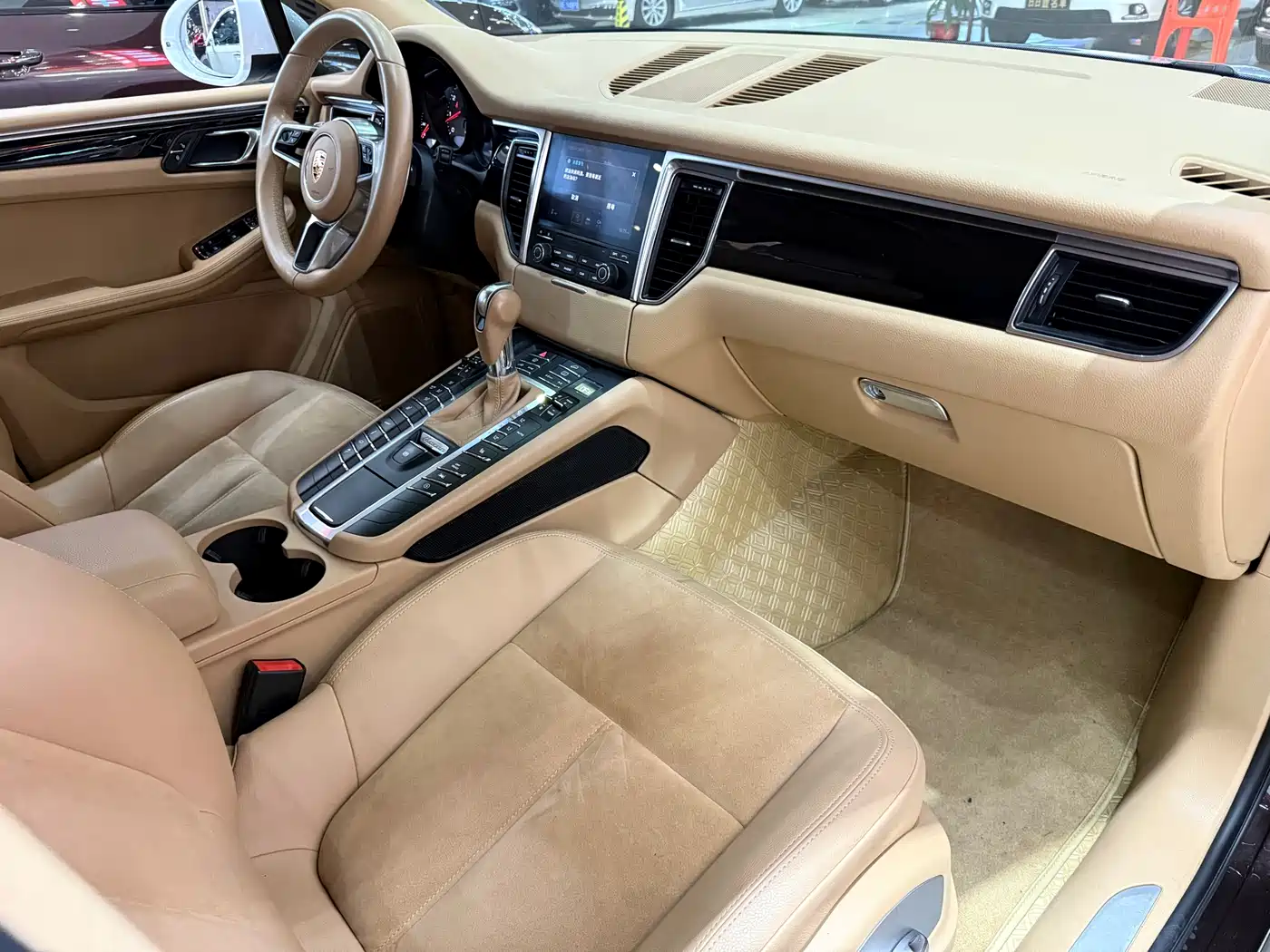 Porsche Macan 2017 Macan S 3.0T фото 27