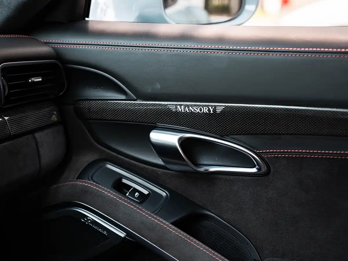 Porsche 911 2017 Carrera GTS 3.0T фото 20