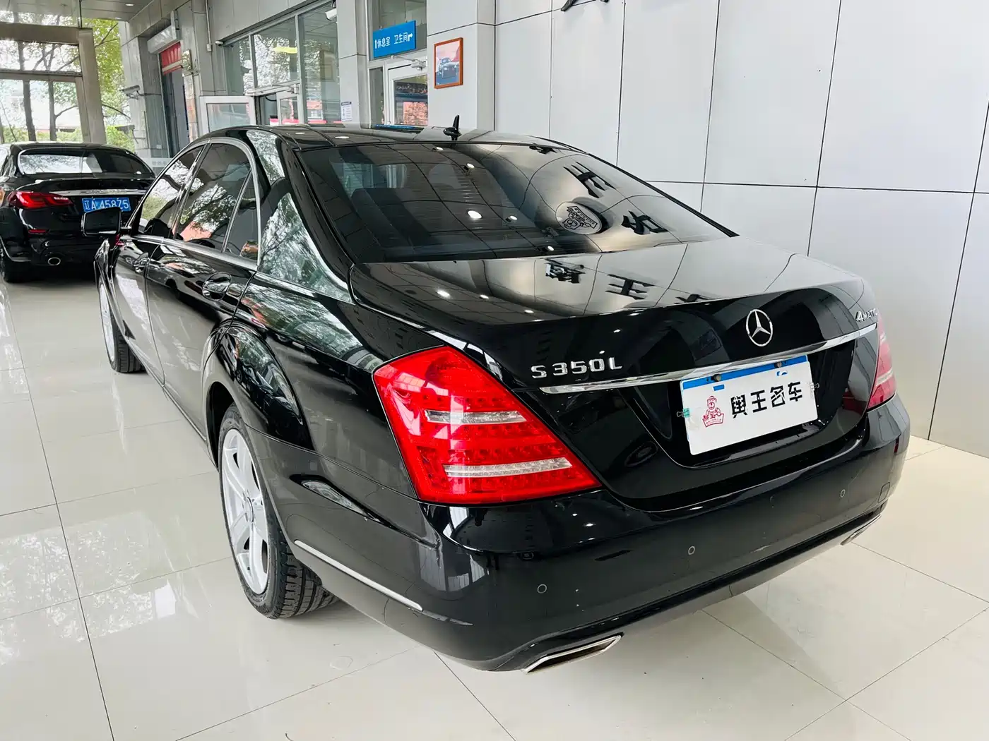 Mercedes-Benz S-Class 2010 S 300 L Business фото 7