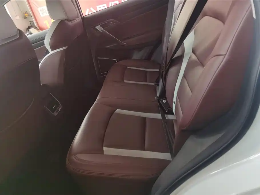 GEELY AUTOMOBILE BOYUE