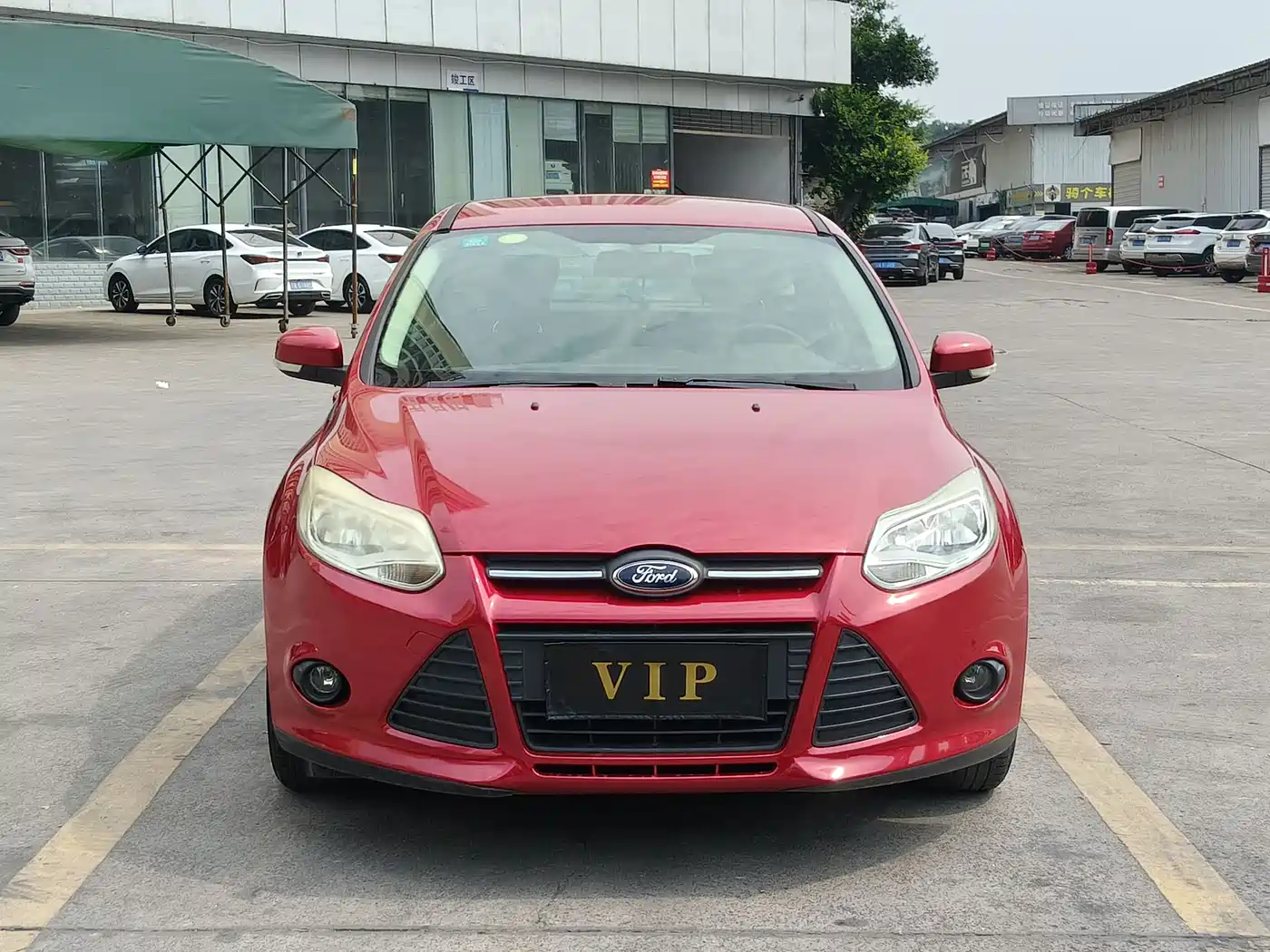 Фото 2 - Ford Focus