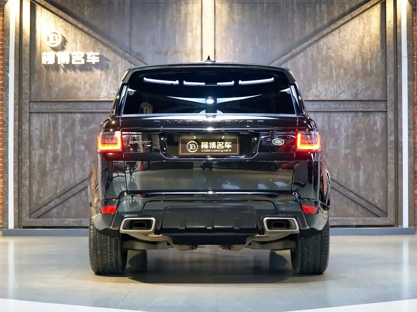 Land Rover Range Rover Sport 2021 3.0 L6 Gloss Black Edition фото 25