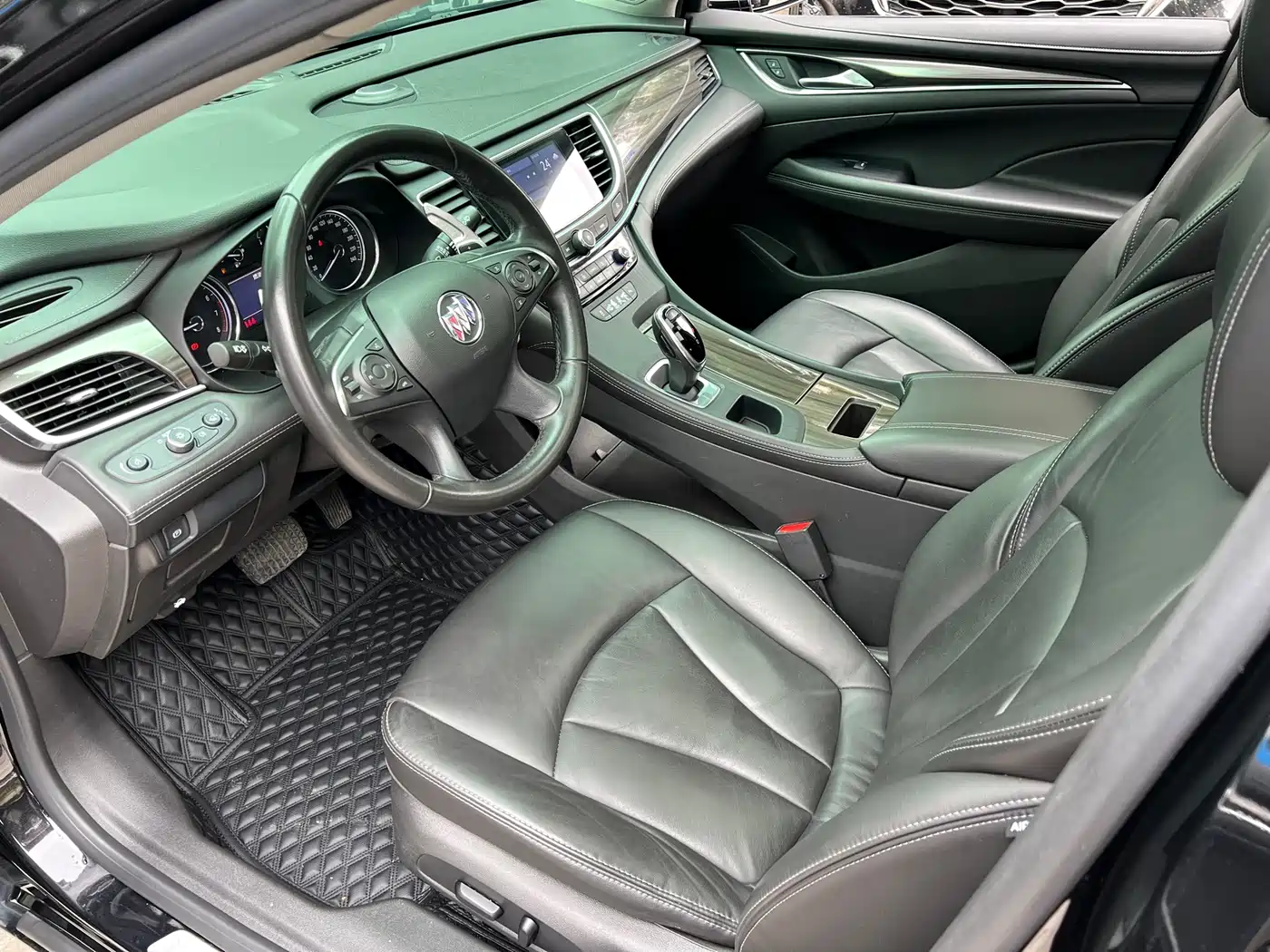 BUICK LACROSSE