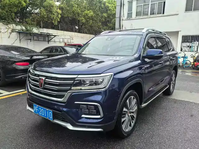 ROEWE RX8