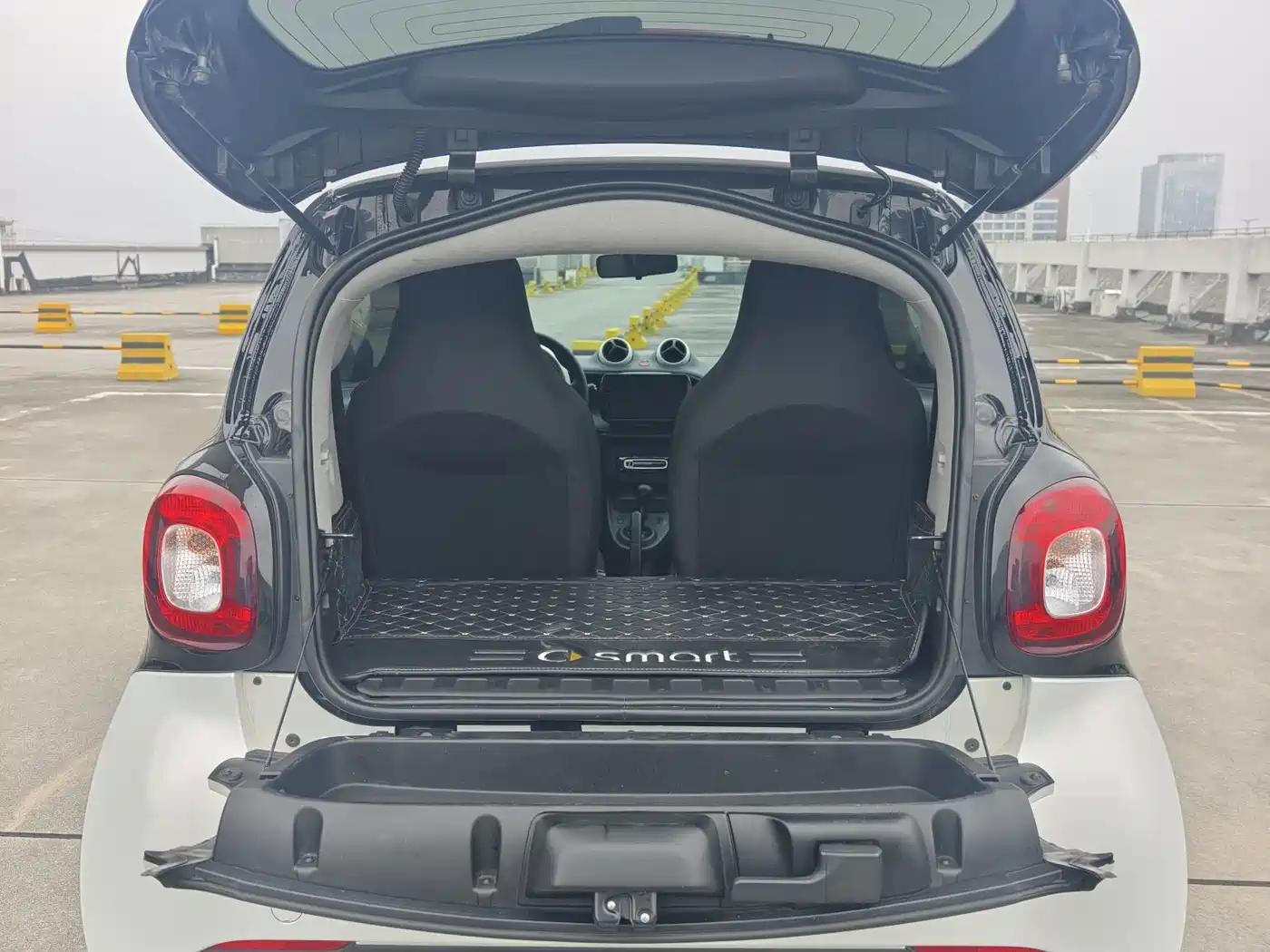 smart fortwo 2018 2015 1.0L 52kW Hardtop Agile