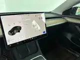 Photo 12 - Tesla Model 3