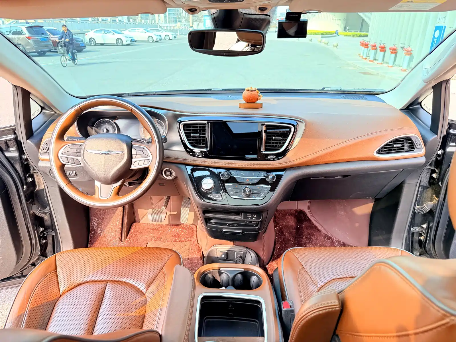 Фото 9 - Chrysler Pacifica