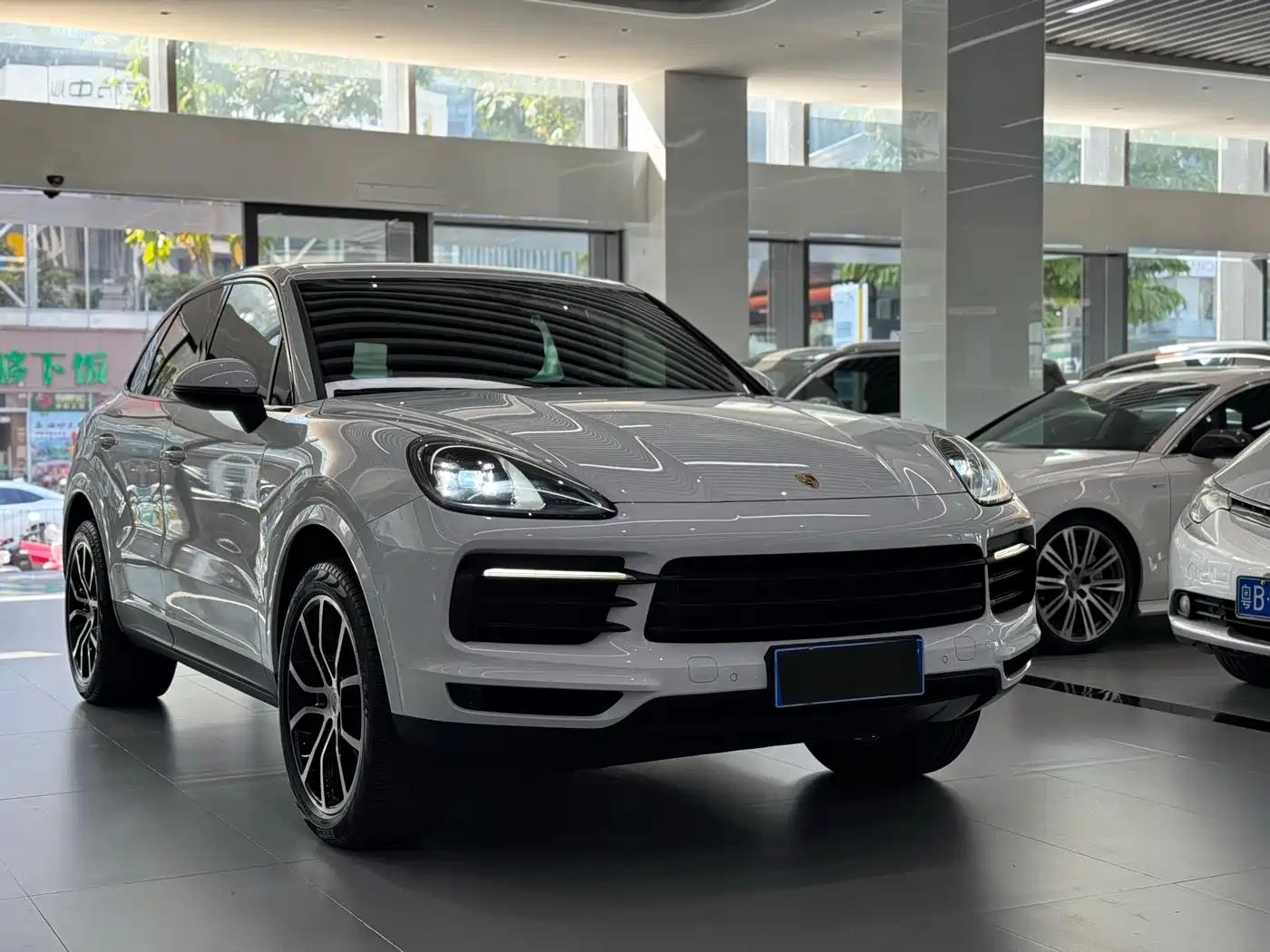 Porsche Cayenne 2019 Cayenne 3.0T фото 3