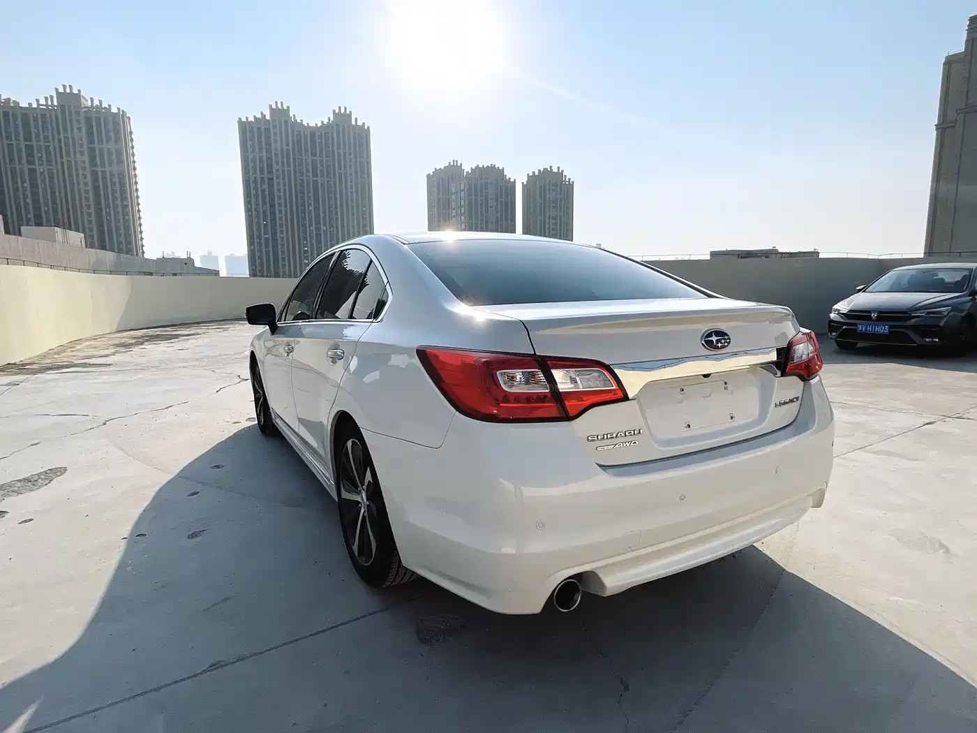 Subaru Legacy 2016 2.5i AWD Glory Edition фото 5