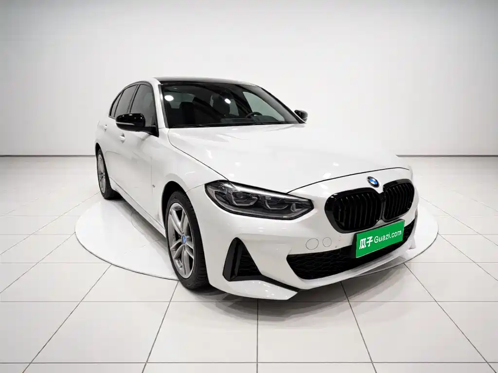 BMW 1 Series 2023 2022 120i M Sport Shadow Edition
