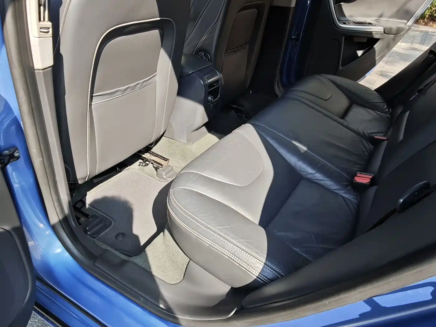 Фото 17 - Volvo V60