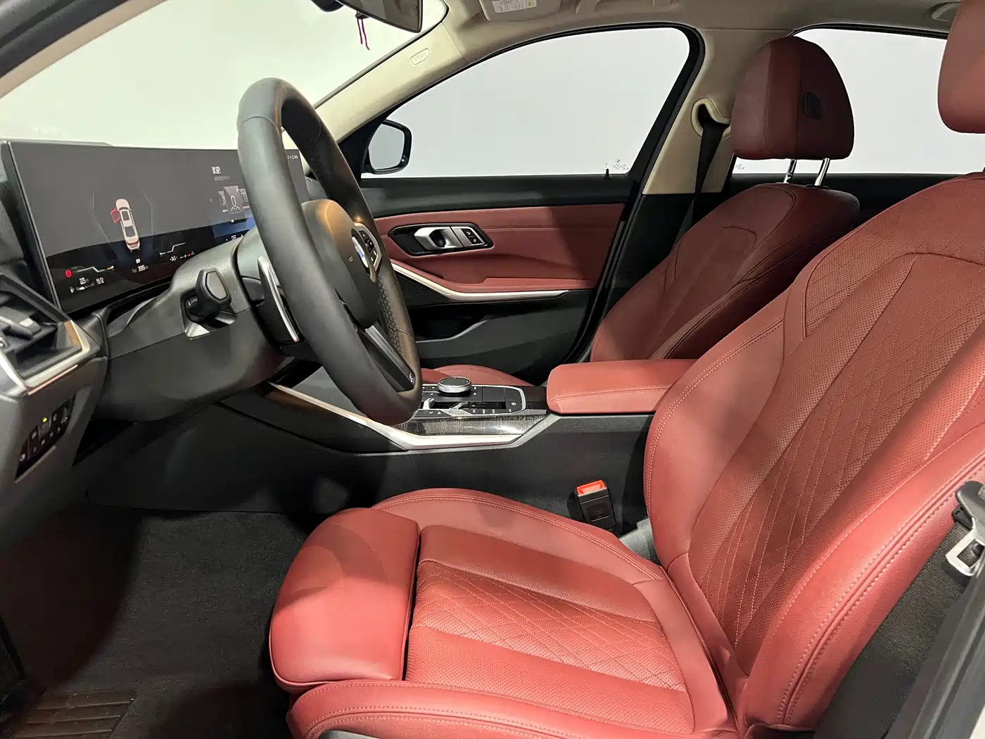 BMW 3 Series 2024 325Li M Sport Package фото 12