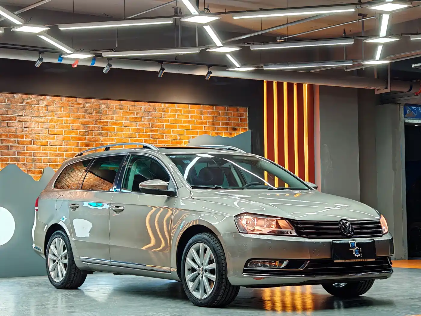 Volkswagen Magotan (Import) 2012 Wagon 2.0TSI Comfort фото 4
