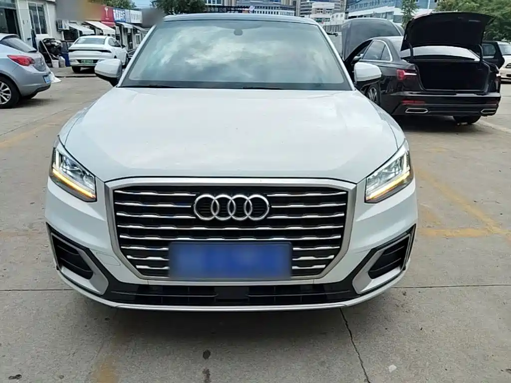 Audi Q2L 2019 2018 35 TFSI Fashion Elegance China VI