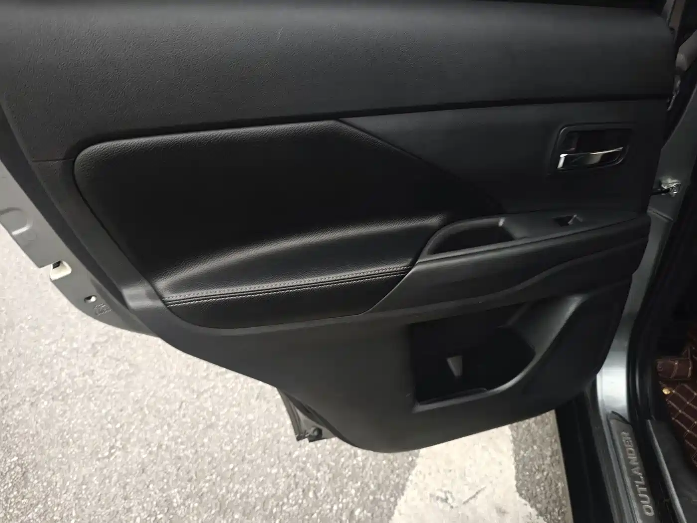 Mitsubishi Outlander (Import) 2014 2014 2.4L 4WD Luxury Value Edition 5-seater