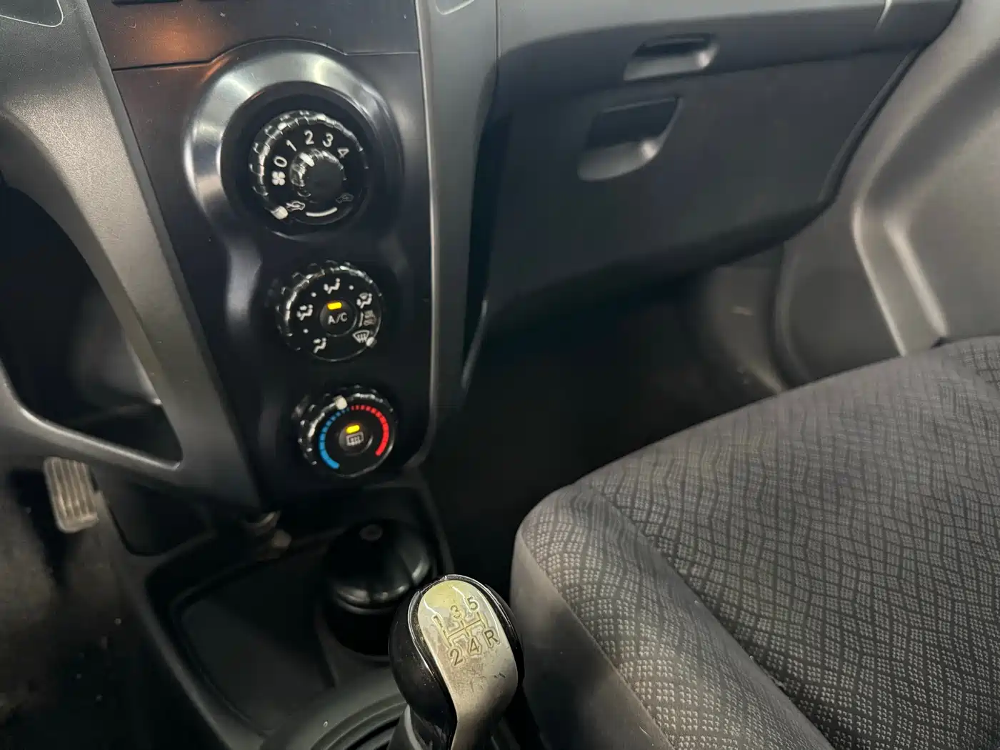 Toyota Yaris 2008 1.6RS Manual Premium Edition фото 8