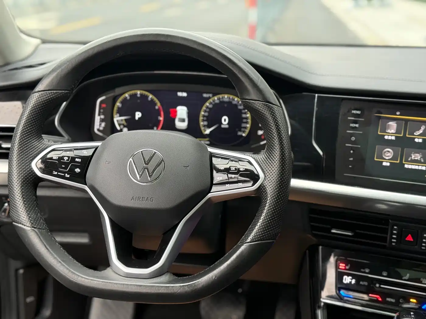 Volkswagen Passat 2024 330TSI Starlight Elite Edition фото 11
