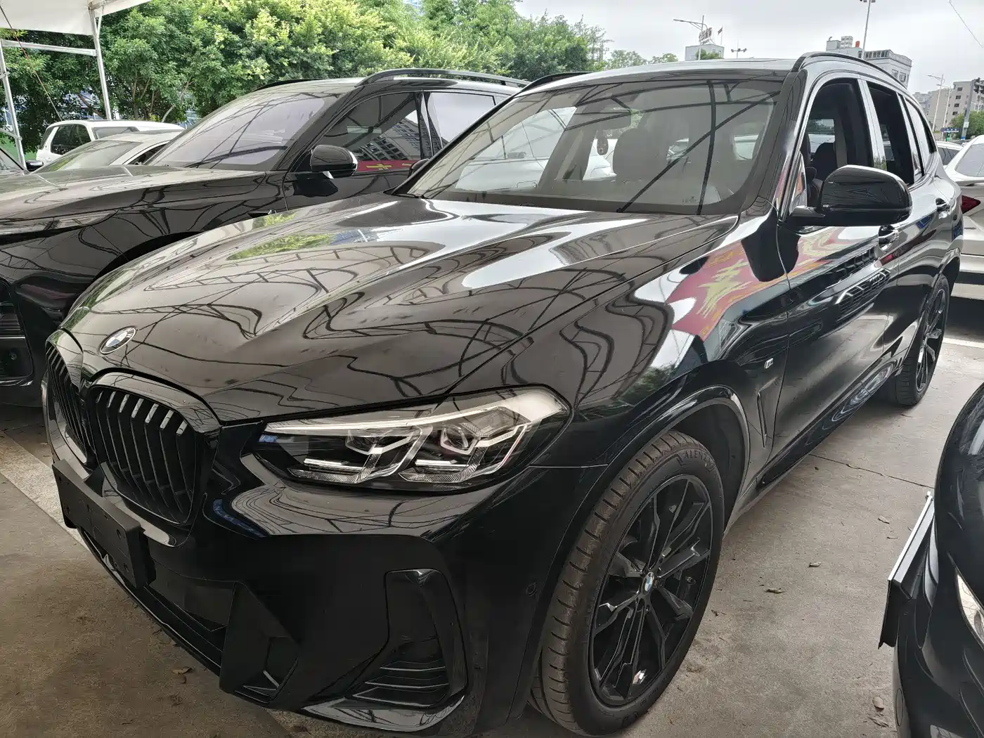 BMW X3 2023 xDrive30i Leading M Night Package