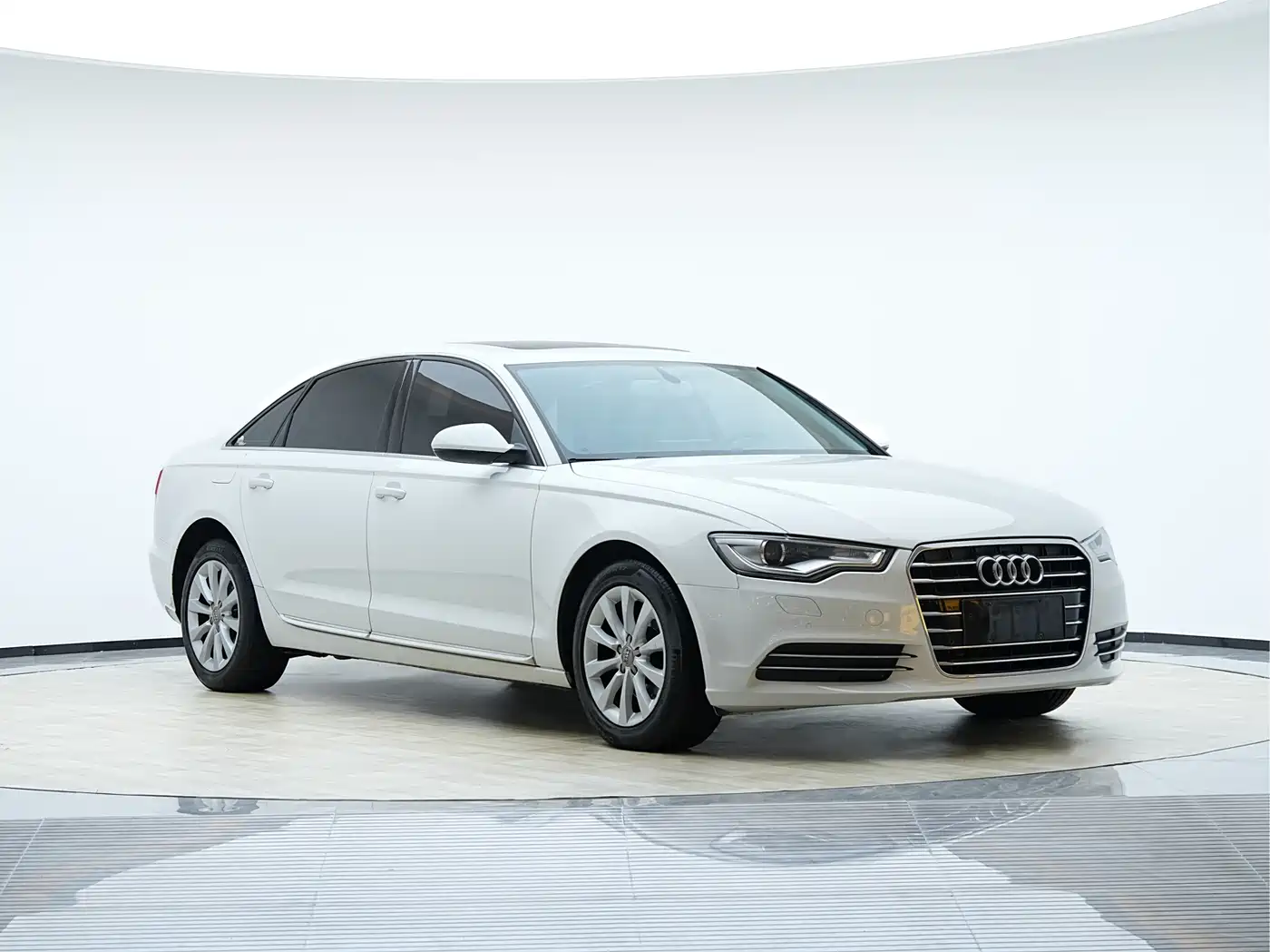 Audi A6L 2014 30 FSI Comfort фото 3
