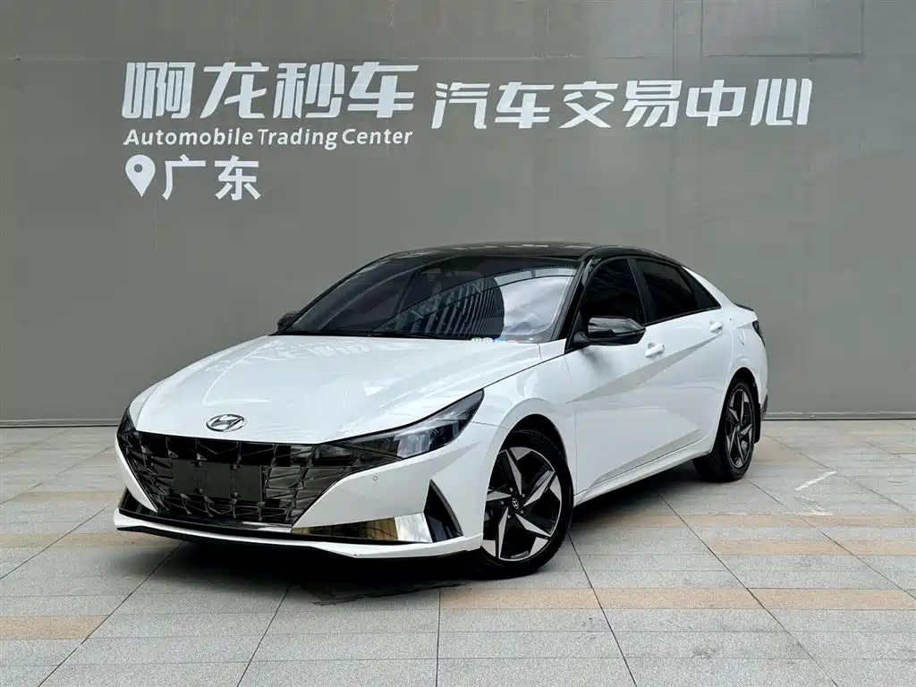Hyundai Elantra 2021 240TGDi DCT LUX Premium Edition