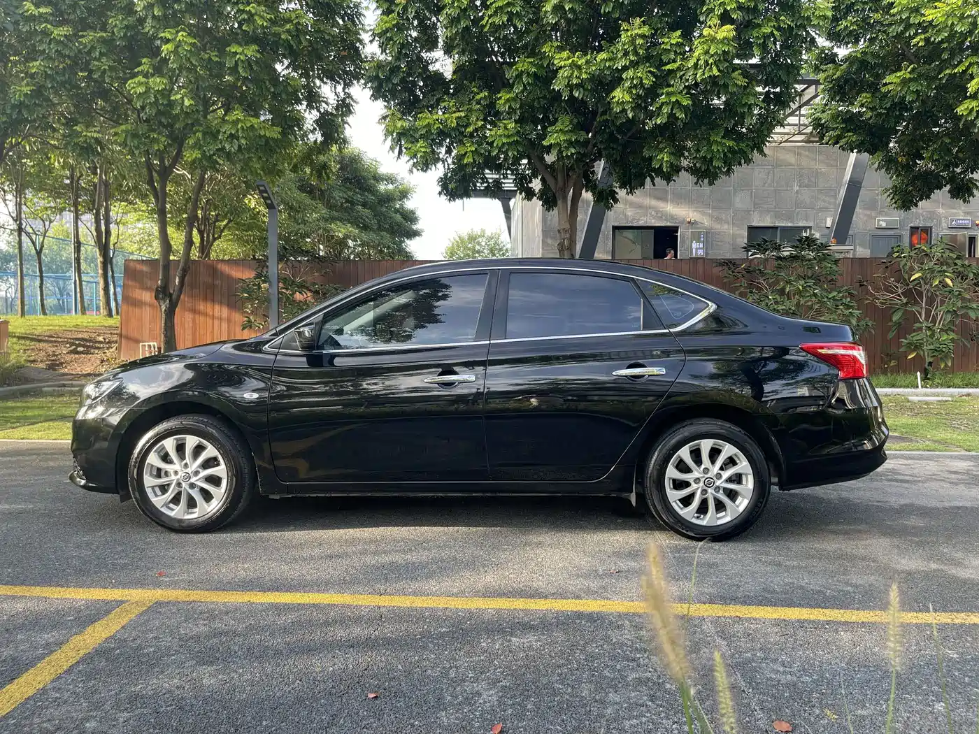 Nissan SYLPHY, миниатюра 4