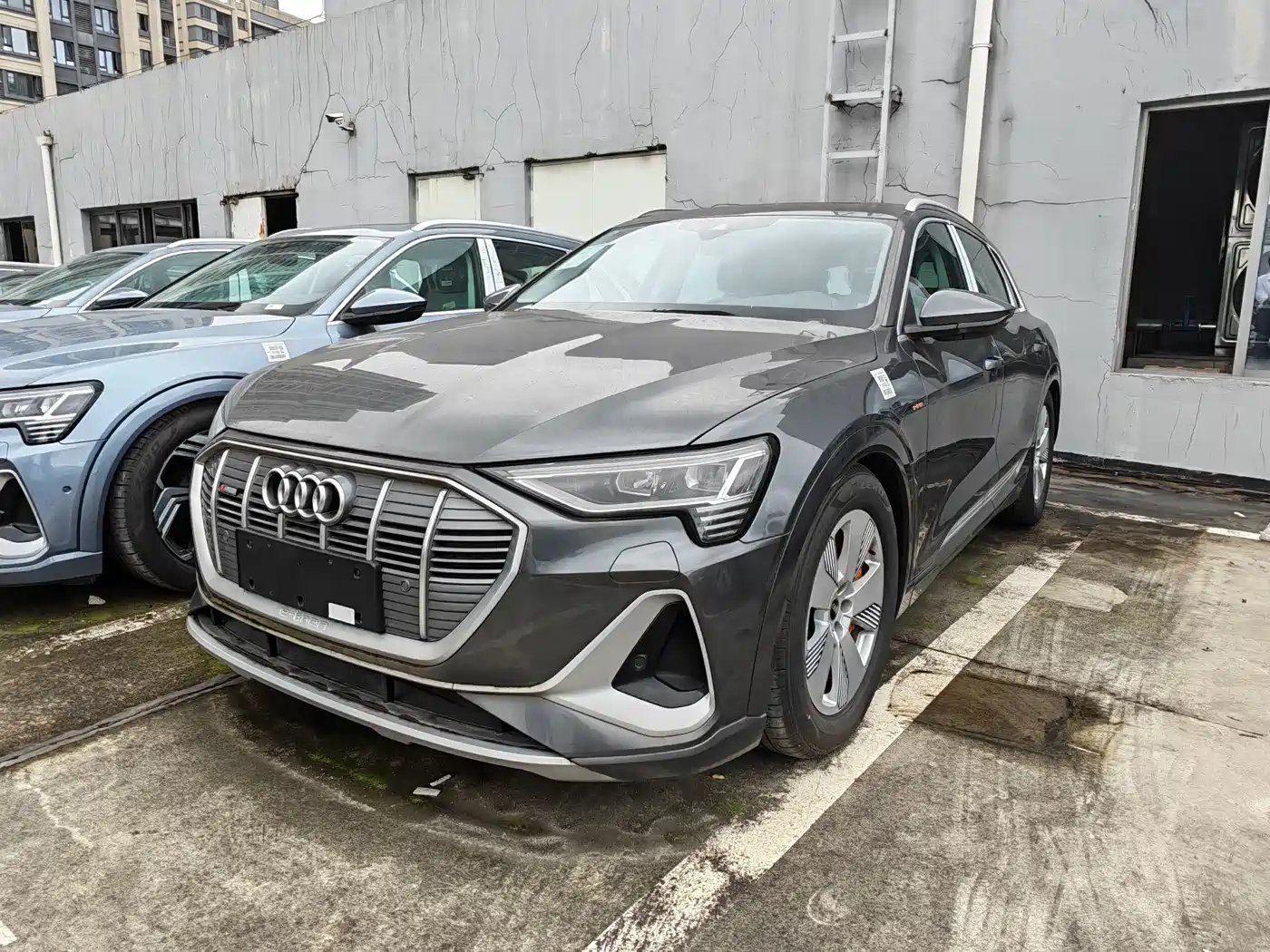 Audi e-tron 2026 2021 50 quattro Luxury