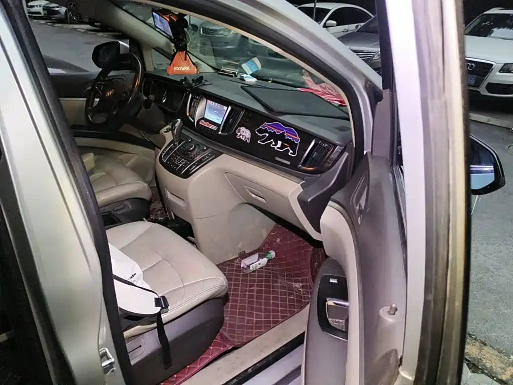 Buick GL8 2011 2011 2.4L LT Luxury Business Executive