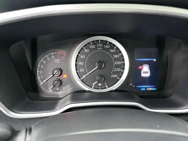 Toyota Frontlander 2022 2.0L CVT Luxury PLUS Edition фото 10