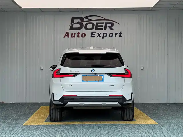 BMW X1 2023 sDrive20Li X Design Package — фото 5