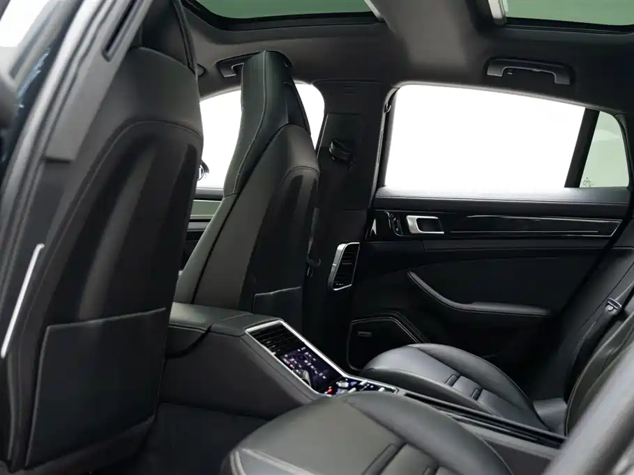 Porsche Panamera 2020 Panamera 10th Anniversary Edition 2.9T фото 11