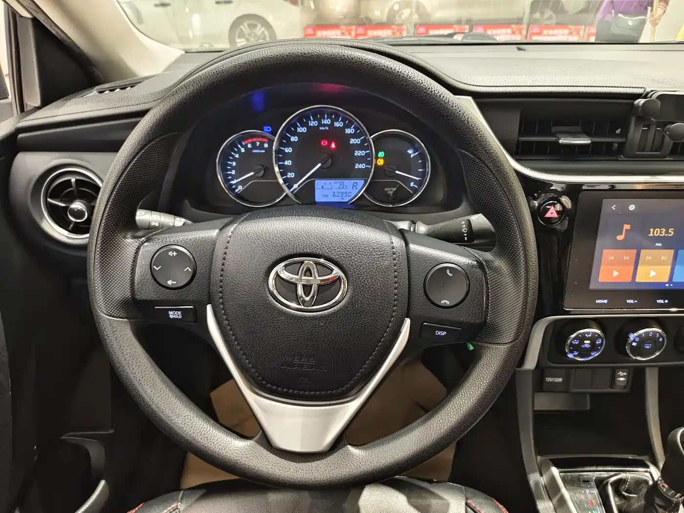 Toyota Levin 2018 185T CVT Luxury Edition фото 17